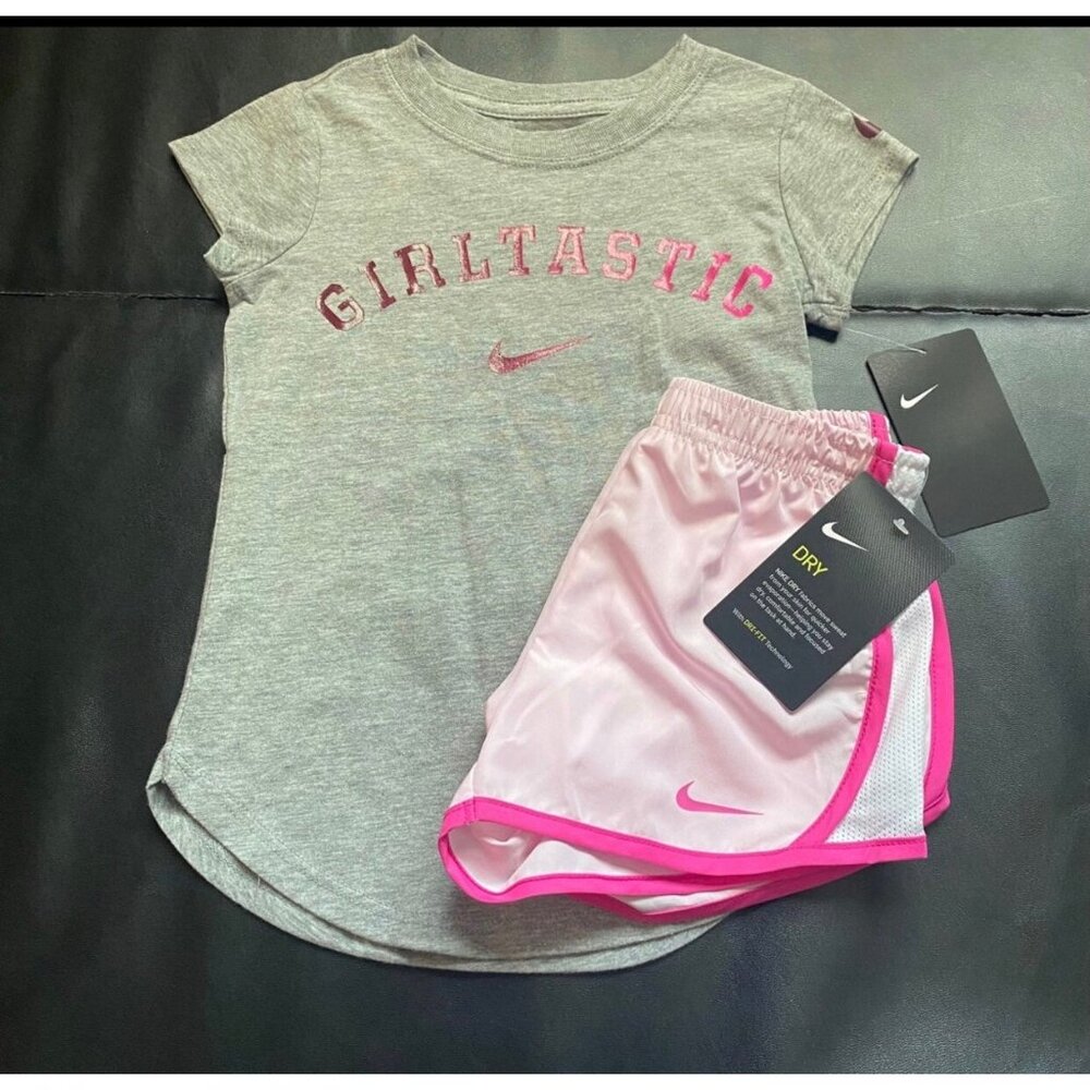 NWT Nike Glitter Athletic Set Girls Size 4